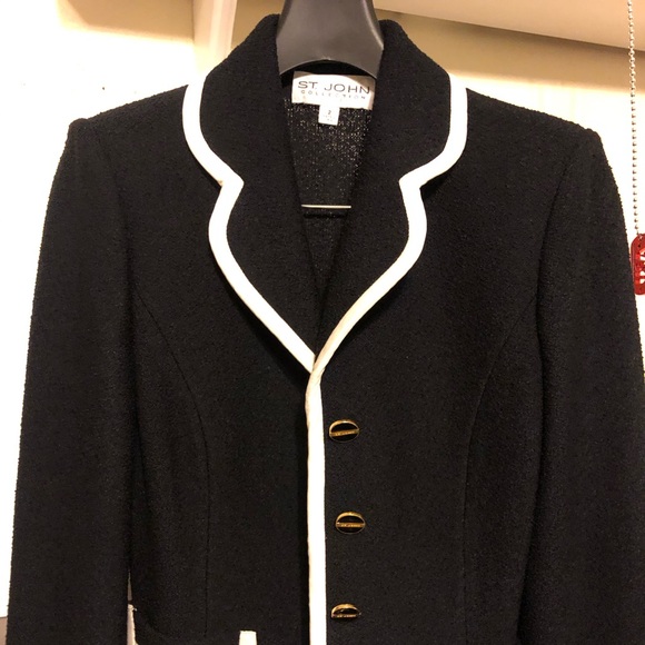 St. John Knit Blazer - Picture 2 of 6